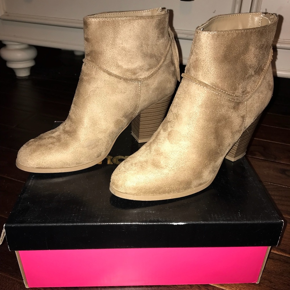 CR Booties